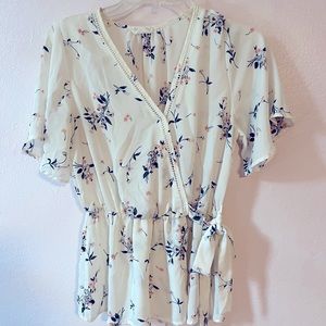 Sienna Sky Blowse Small White with flowers